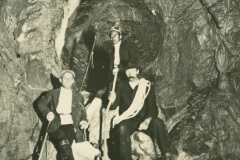 Cima-Dodici-Interno-della-Grotta-Manasso