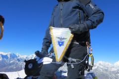 25-vetta-island-peak